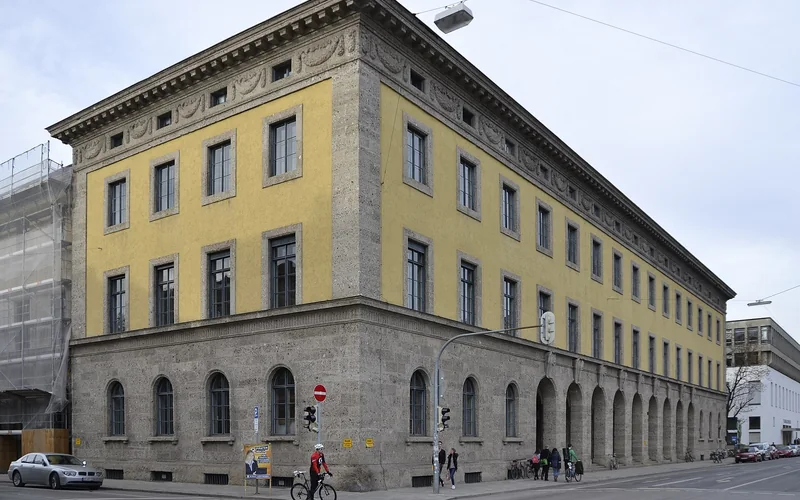 Technical University of Munich Arcisstraße kampüs binası